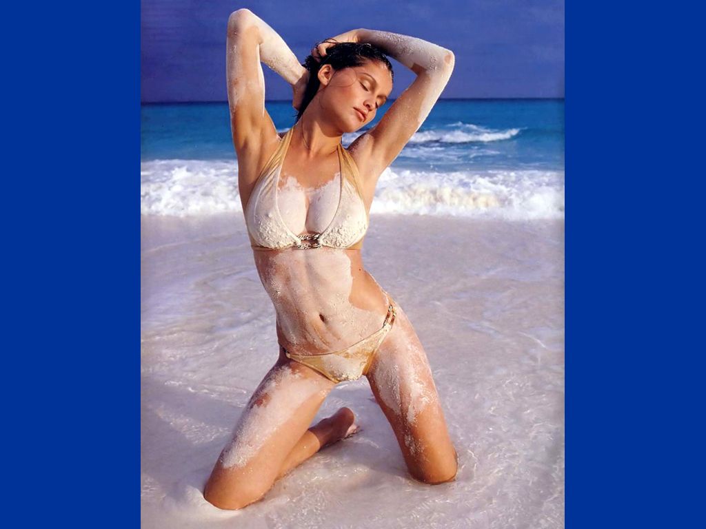 Летиция Каста (Laetitia Casta)  фон знаменитости на рабочий стол