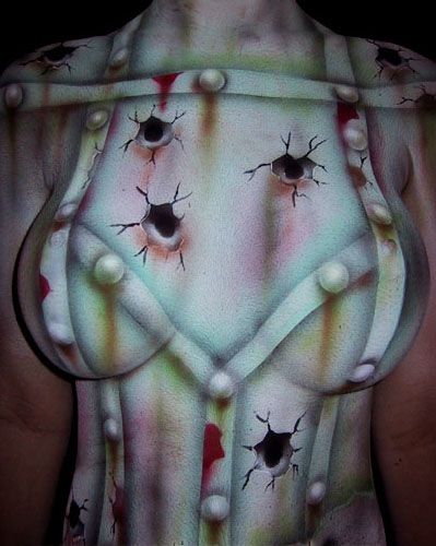 Пулевые отверстия. фото  женского бодиарта, body art