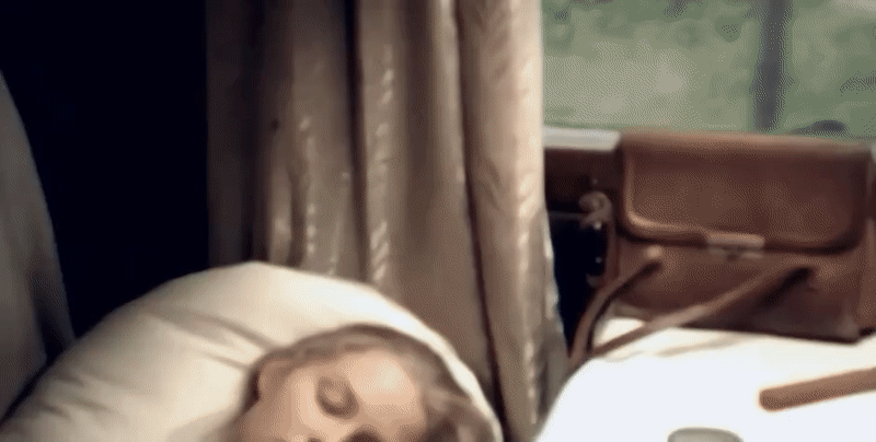 гиф 00 голая спящая Светлана Ходченкова